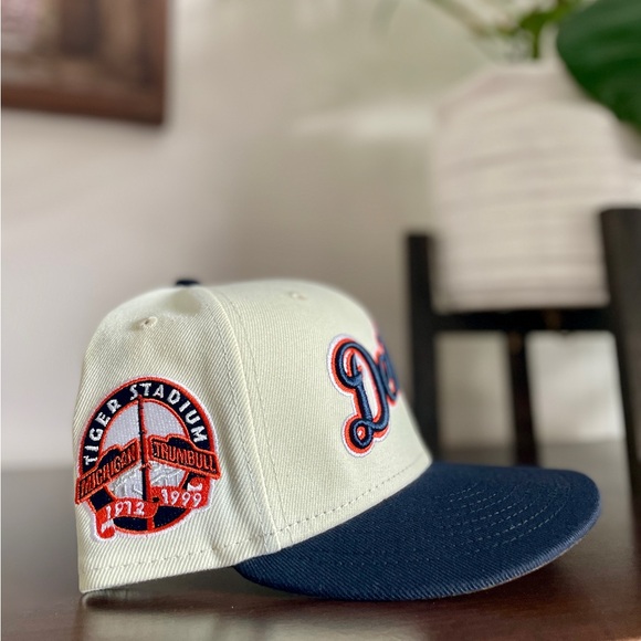 Detroit Tigers Away Jersey Script 59FIFTY Fitted Cap - Picture 6 of 7